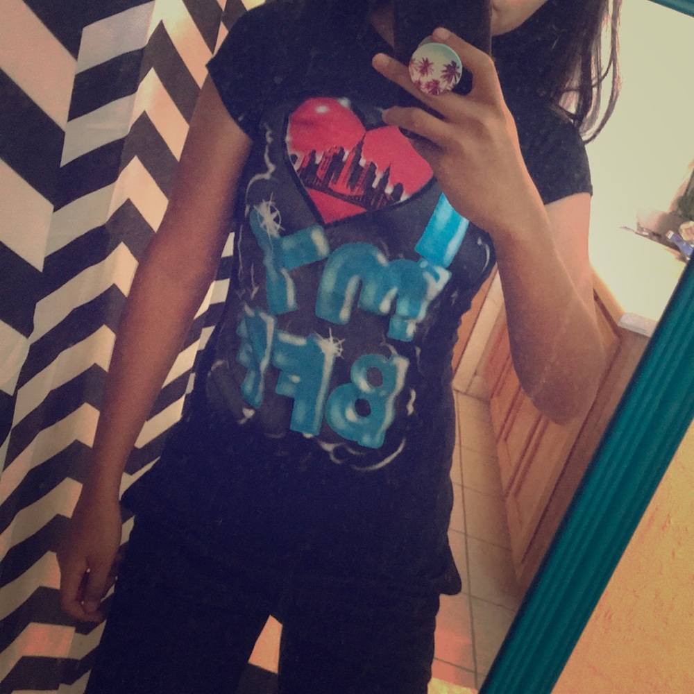 Black t-shirt